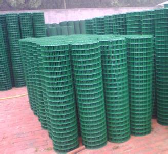 河北华诚丝网大量生产荷兰网、浸塑电焊网,价格合理-河北华诚丝网制造提供河北华诚丝网大量生产荷兰网、浸塑电焊网,价格合理的相关介绍、产品、服务、图片、价格圈地围网